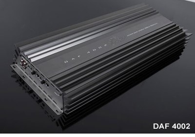 Amplificateur Dragster DAF 4002