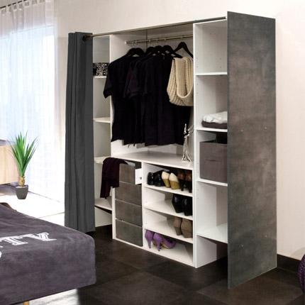 Dressing 2 colonnes + meuble 4 tiroirs, rideau gri