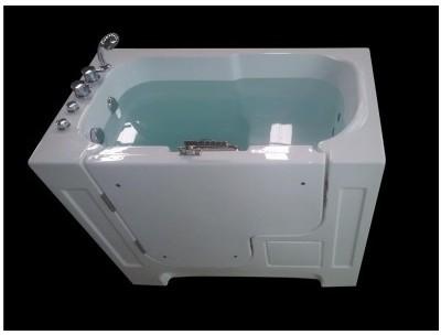 Baignoire balnéo à porte PMR