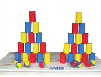 Chamboule tout comprenant 30 boites plastique 9 balles Chamboule tout comprenant