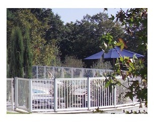 Barrière de piscine panneau barreaudage