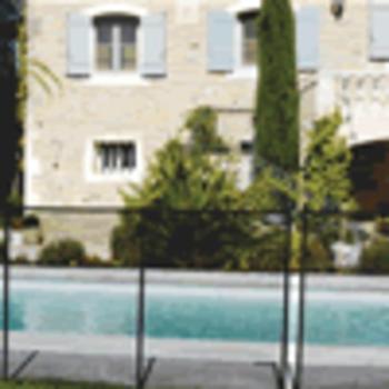 Barriere de protection pour piscine - livree par m