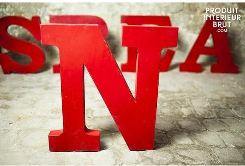 Lettre decorative N Lettre decorative N