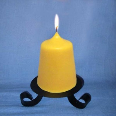 Bougie en cire dabeille conique