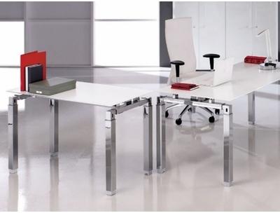 Bureau individuel en verre design