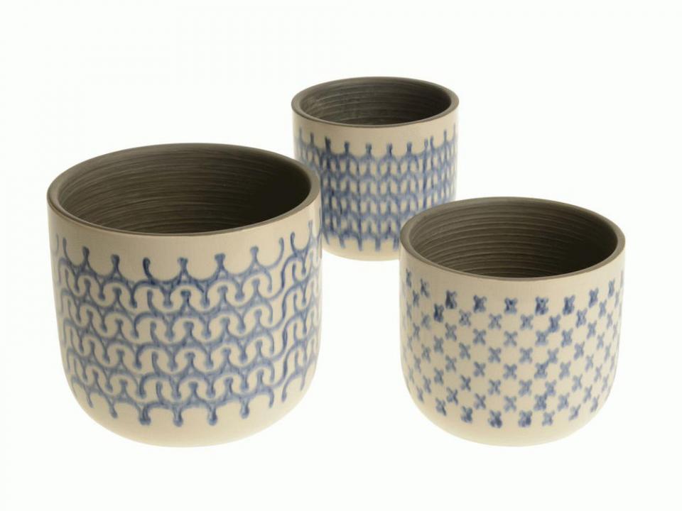 Cache pot en céramique motif ethnique bleu et écru