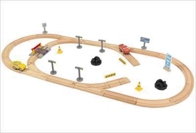 Circuit de course en bois Cars 3
