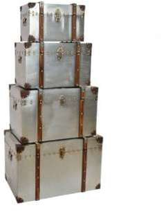 Set de 4 Malles de Rangement en Aluminium Gris et Bois Set de 4 Malles de Rangement