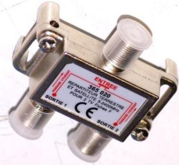 Essentielb 2D 5/2400MHZ-6.5dB - Répartiteur
