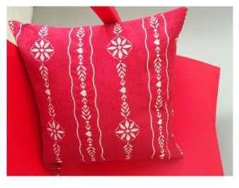 Housse de Coussin carré rouge motif guirlande Housse de Coussin carré rouge
