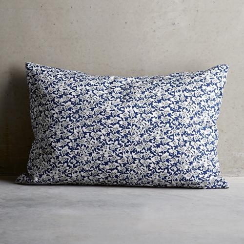 Housse de coussin en Liberty Flower Tine K Home 40