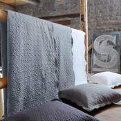 Couvre lit boutis uni polyester + 2 taies volant 6