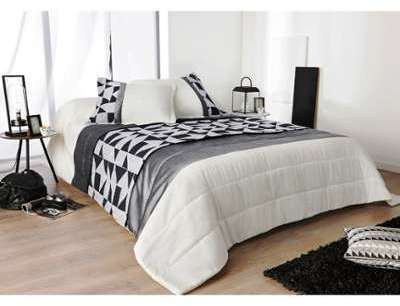 Dessus de lit noir et blanc style couette Dessus de lit noir et blanc