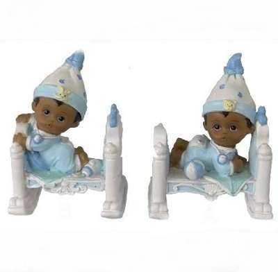 Sujet Figurine Baptême Bébé Garçon de Couleur sur