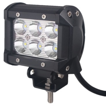Feux Longue Portée LED pour 4x4 SUV 9-32V 18W équivalent Feux Longue Portée LED pour