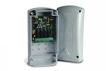 Module radio à quatre canaux extérieure IP54, 230