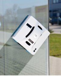 Robot lave-vitres intelligent télécommandé PR.041