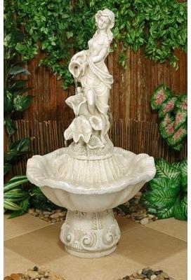 Fontaine Couleur Ivoire - Figurine Liliana sur Pilier Fontaine Couleur Ivoire -