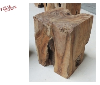 Bout de canapé Teck massif / H40 x L30 x P30 cm pi
