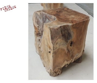 Bout de canapé Teck massif / H40 x L30 x P30 cm pi