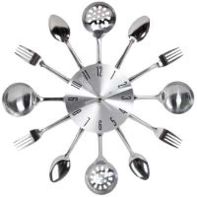 Horloge en métal effet chromé D 38 cm USTENSILES