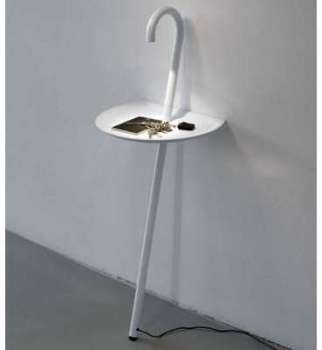 Lampe design Clochard LED avec petite table MARTIN