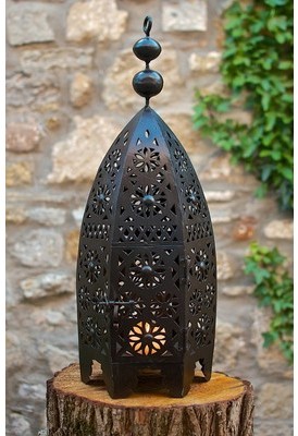 Lanterne traditionnel en fer forgé