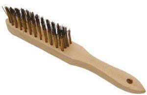 Brosse métallique à manche acier laitonné Brosse métallique à manche