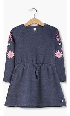 Robe en doux molleton à broderies florales