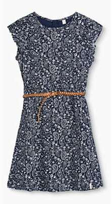 Robe fluide à ceinture