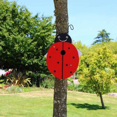 Nichoir Coccinelle (Entrée du Nichoir:Ø 32 mm )