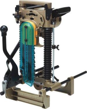 Mortaiseuse à chaîne Makita 7104L