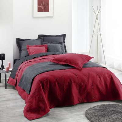 Boutis couvre-lit matelassé microfibre motif feuri