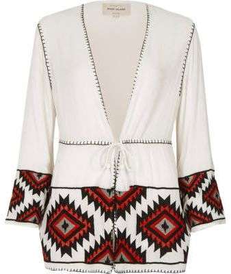 Kimono aztèque blanc et rouge brodé
