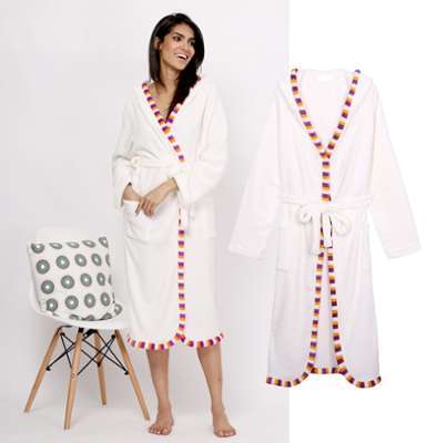 Peignoir avec détails rayés
