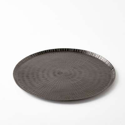 Plateau métal martelé Ø45 cm, Sahani - AM.PM