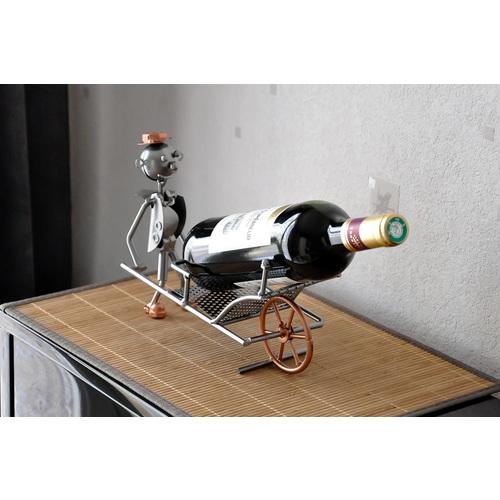 Porte bouteille design Forgeron Brouette