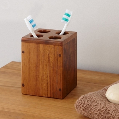 Porte brosses à dents en Teck