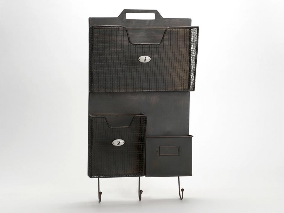 Etagère porte courrier en métal rouillé grillagé e