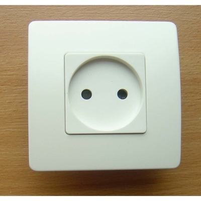 Prise 2P 16A Blanc - VENUS