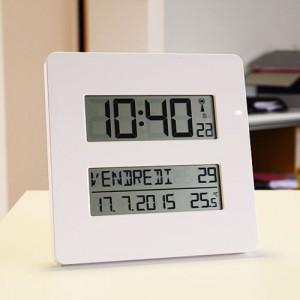 Horloge radio-pilotée avec température Horloge radio-pilotée avec