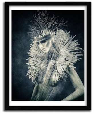 Affiche DARK PORTRAIT III by VIVIANA GONZALEZ