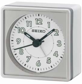 Réveil Seiko analogique plastique Réveil Seiko analogique plastique
