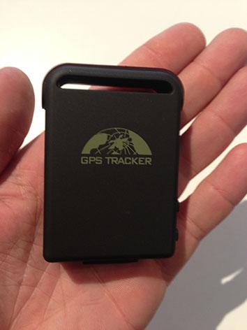 Traceur Gps aimanté avec slot pour carte SD - modè
