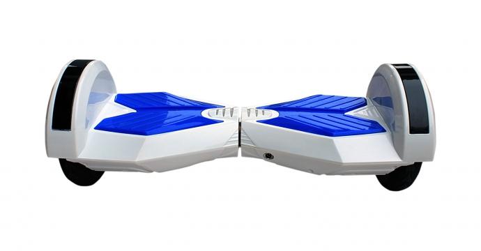 Skateboard électrique Blanc avec enceintes bluetoo