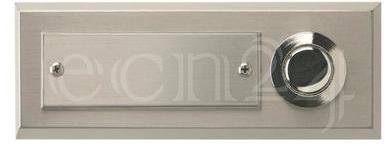 Bouton de sonnette avec plaque de nom à graver