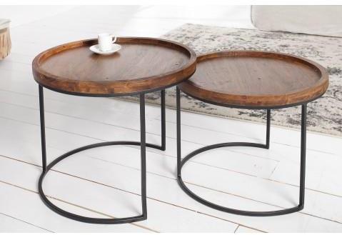 Set de 2 tables gigognes en bois massif Finish Set de 2 tables gigognes en