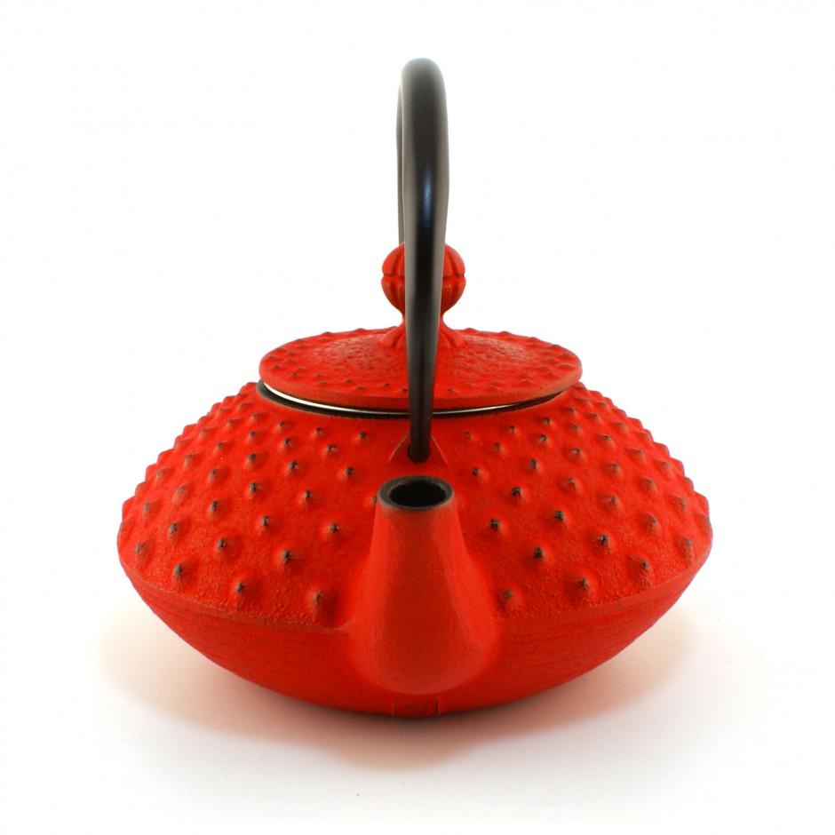 Petite théière rouge japonaise en fonte. Kambin 0.