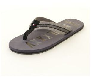 Tongs sandales chaussons grande taille homme gris
