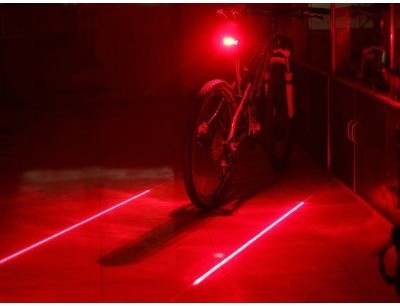 Eclairage Vélo Feu Arrière Rouge 3 Led Laser